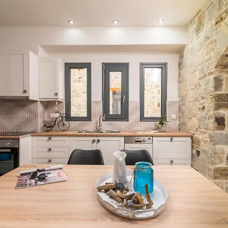 Villa Elmara Luxury 2 - Next To The