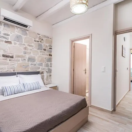 Elmara Luxury 2 - Next To The *